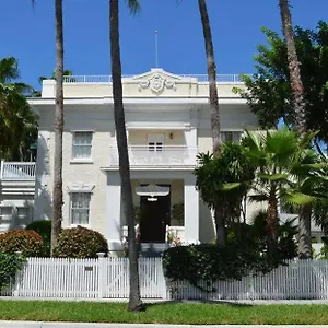 Bed & Breakfast Weatherstation Circa 1911, Key West